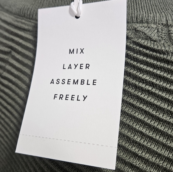 Free Assembly Ottoman Sweater - Picture 6 of 7